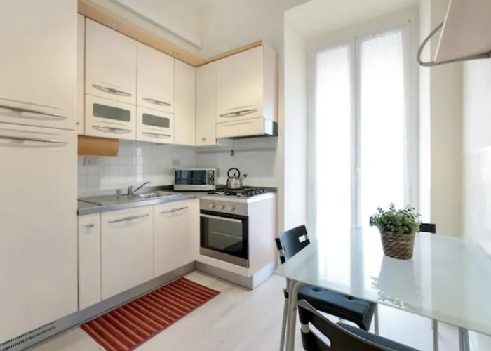 Lejlighed Sunny Flat In Elegant Building Close To Colosseum *
